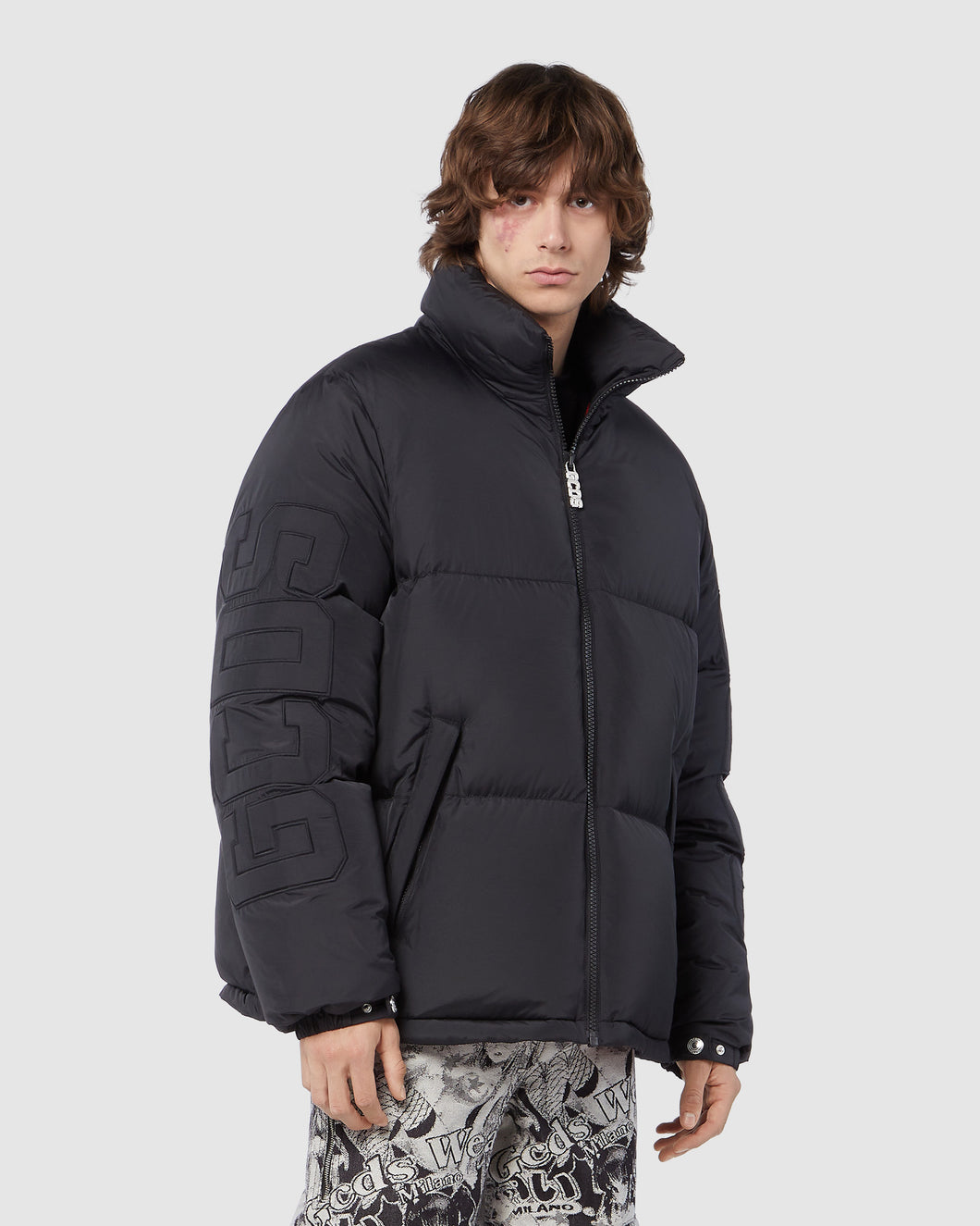 FW22M040700-02-P01.jpg